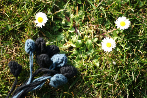 pompoms pompoms