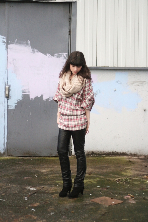 robe-maje-pantalon-cuir-2